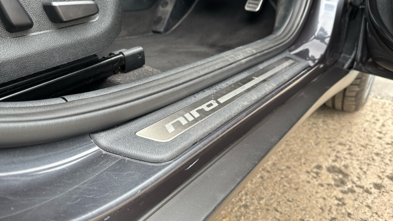 Kia Niro 1.6 GDi Hybrid 4 5dr DCT Hybrid Estate